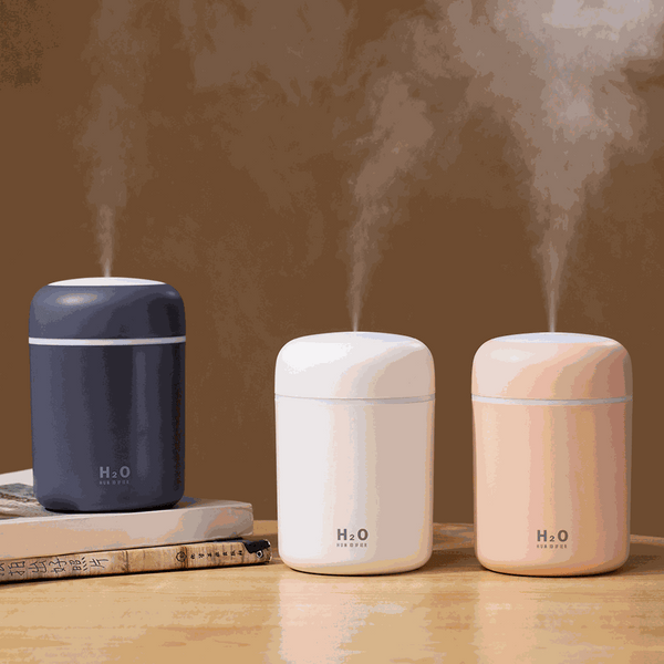 Portable air humidifier aroma essential oil diffuser with 300ml tank and colorful night light for car and home use
